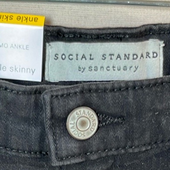 Sanctuary Jeans Black Camo Mid Rise Slim Fit Ankle Skinny - Picture 6 of 10